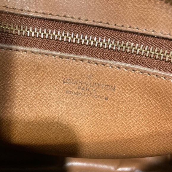 Authentic Louis Vuitton Jeune Fille MM #9.5j - Picture 10 of 11